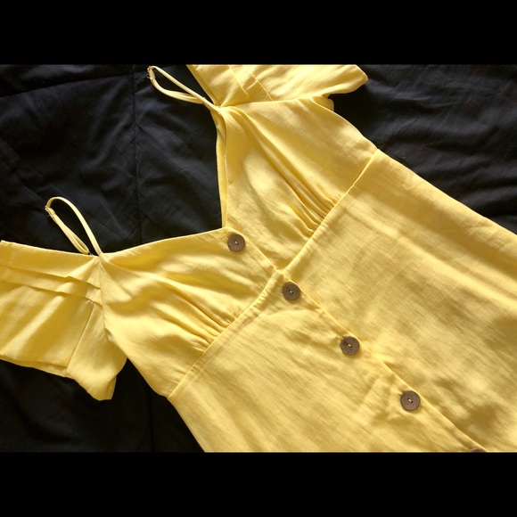 Yellow off the shoulder dress - Picture 4 of 8